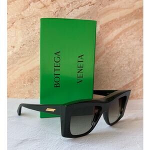 NEW Bottega Veneta BV1270S Green Oversized Sunglasses